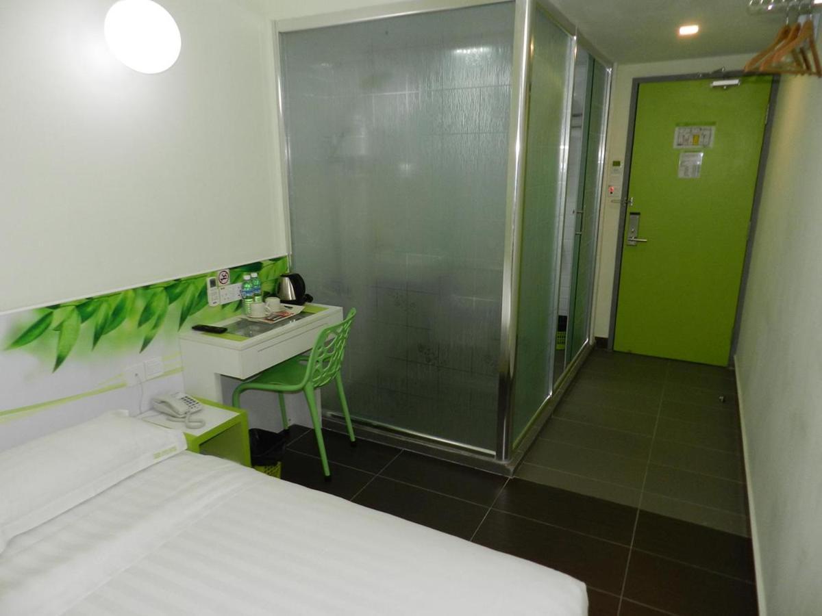 Green Apple Boutique Hotel Kota Kinabalu Exterior photo