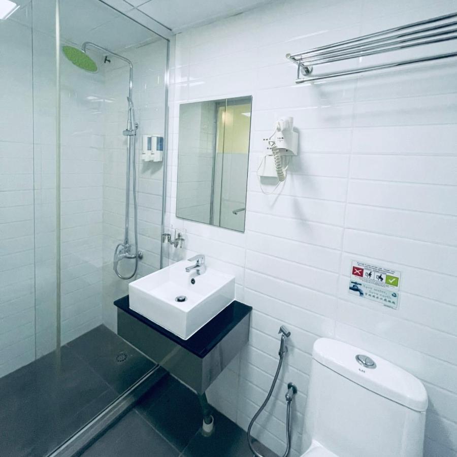 Green Apple Boutique Hotel Kota Kinabalu Exterior photo